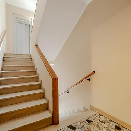 Guesthost - Charme E Comfort A Santa Rita Appartement *
